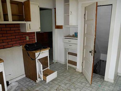 370 Miller St, North Tonawanda, NY 14120 - photo 6