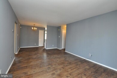 570B Willow Turn, Mount Laurel, NJ 08054 - photo 3