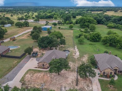 210 Sessums Rd, Springtown, TX 76082 - photo 4