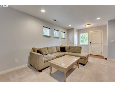 955 NW 2nd Ave, Canby, OR 97013 - photo 6