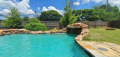 880 Mellanie Ct, Celina, TX 75009 - photo 7