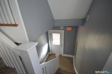 70 Westfield Ave unit 3rd Fl, Bridgeport, CT 06606 - photo 2