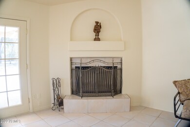 Untitled-15