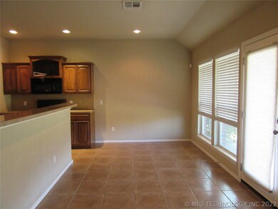 unlisted-address, Broken Arrow, OK 74014 - photo 7