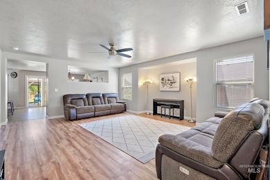 2488 N Kenneth Ave, Kuna, ID 83634 - photo 3