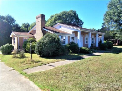 1862 E Marion St, Shelby, NC 28152 - photo 5