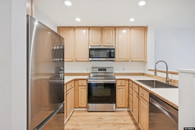 2551 Vista Dr unit 102-C, Juneau, AK 99801 - photo 6