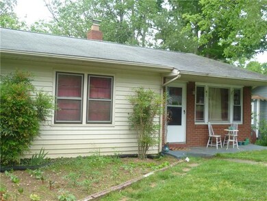 41 Oakwood Street Asheville, NC 28806