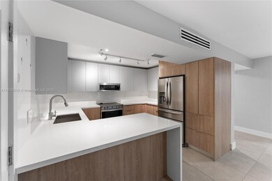 Ocean Village Condominiums unit 1031, Key Biscayne, FL 33149 - photo 5