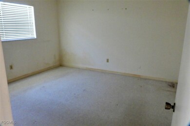 1367 Bunker Way, Fort Myers, FL 33919 - photo 7