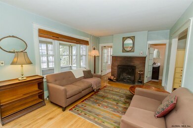 178 Nelson Ave, Saratoga Springs, NY 12866 - photo 4