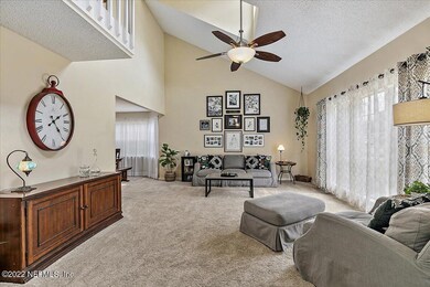 8081 Dickie Dr, Jacksonville, FL 32216 - photo 4