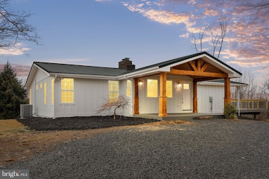 350 Potomac Ridge Ln, Berkeley Springs, WV 25411 - photo 5