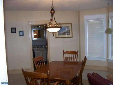 2308 Garfield Ave, Reading, PA 19609 - photo 6