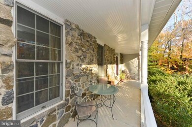 428 Great Falls St, Falls Church, VA 22046 - photo 3