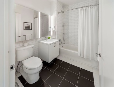 unlisted-address, New York, NY 10005 - photo 5