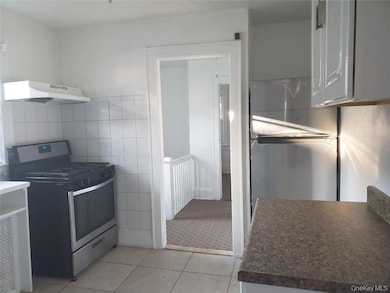 114 Lincoln Ave, New Rochelle, NY 10801 - photo 4