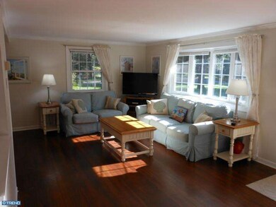 25 Woodmere Ct, Paoli, PA 19301 - photo 2