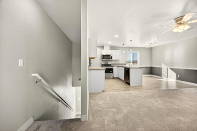 7798 Jacqueline Way, White City, OR 97503 - photo 3