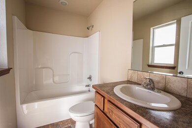 Twin Bathroom