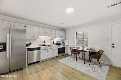 8-web-or-mls-Hghlnd1403 (20)