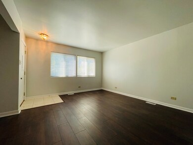 4318 Mayfair Ct, Country Club Hills, IL 60478 - photo 4