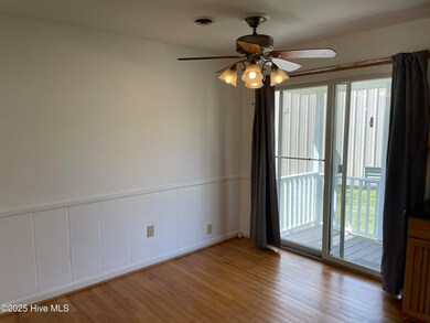 133 SE 48th St unit 3, Oak Island, NC 28465 - photo 6