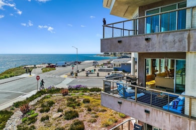 890 W Cliff Dr unit 8, Santa Cruz, CA 95060 - photo 3