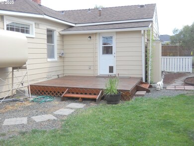 758 Railroad Ave, Prairie City, OR 97869 - photo 5