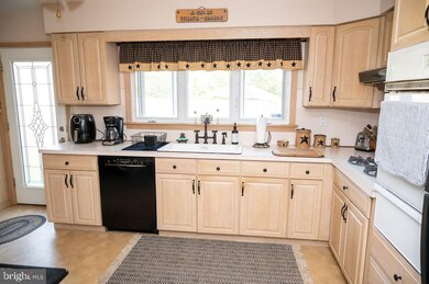 157 Ashurst Ln, Mount Holly, NJ 08060 - photo 6