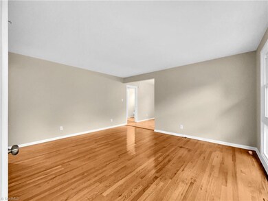 1904 Potomac Dr, Greensboro, NC 27403 - photo 3