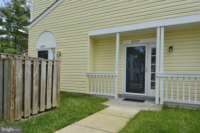 18205 Rolling Meadow Way unit 221, Olney, MD 20832 - photo 2