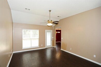 196 Tyson Glen Dr, Warner Robins, GA 31088 - photo 4