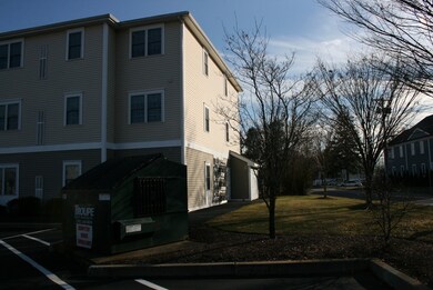 545 Page St unit 204, Stoughton, MA 02072 - photo 3