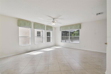 101 Cypress Pointe Ct, Davenport, FL 33896 - photo 5