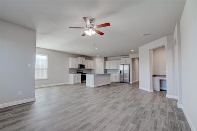 2333 Waggoner Ranch Dr, Weatherford, TX 76087 - photo 6