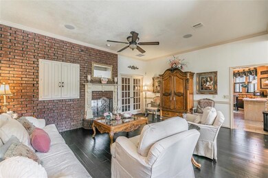 1800 Arthurs Cir, Bedford, TX 76021 - photo 6