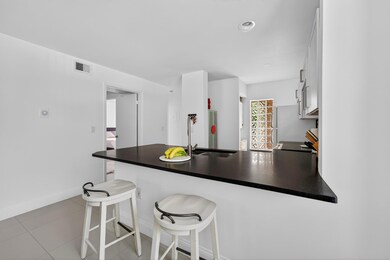 4807 Via Palm Lakes unit 1501, West Palm Beach, FL 33417 - photo 5