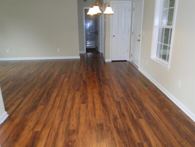 1818 Lakin Ln, Columbia, TN 38401 - photo 6