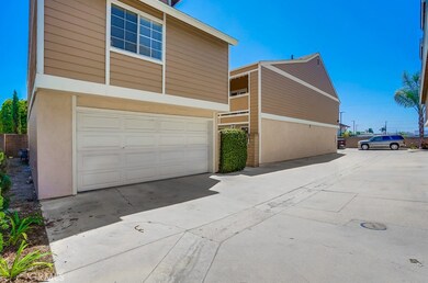9831 Cedar St unit 13, Bellflower, CA 90706 - photo 5