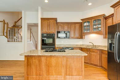 22100 Avonworth Square, Broadlands, VA 20148 - photo 6