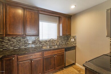 2524 N 29th St-4848