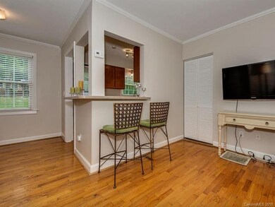 Kitchen/Bar Seating