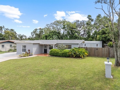 1109 W Camellia Dr, Brandon, FL 33510 - photo 2