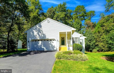 23069 Twinberry Ln, California, MD 20619 - photo 2