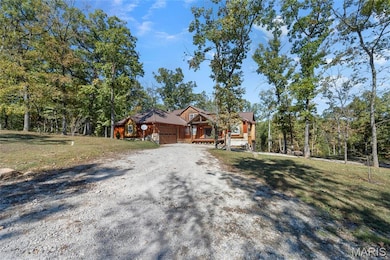 driveway offers space for your guests