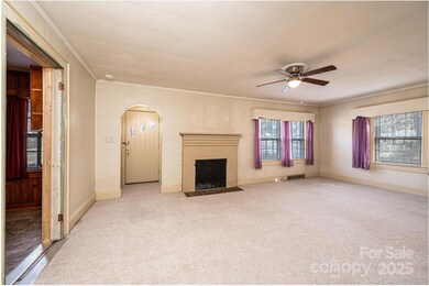 538 Salisbury Rd, Statesville, NC 28677 - photo 5
