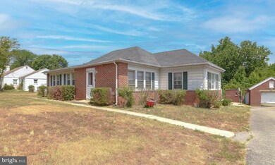 16304 Mckendree Rd, Brandywine, MD 20613 - photo 2