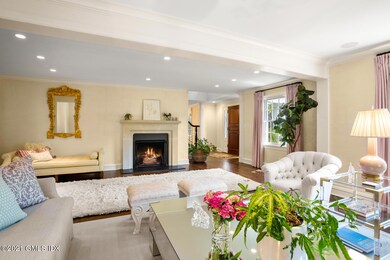 145 Lockwood Rd Riverside CT-large-006-0