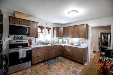 321 5th St W, Mantorville, MN 55955 - photo 7